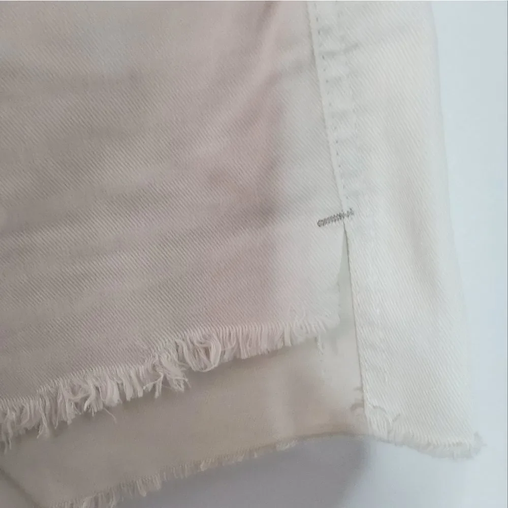 Free People Women's Distressed Cutoff Shorts Size 27